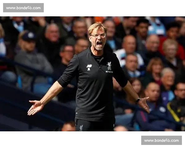 终场哨响定乾坤强强对话比分揭晓赛季走向初现冠军争夺形势明朗